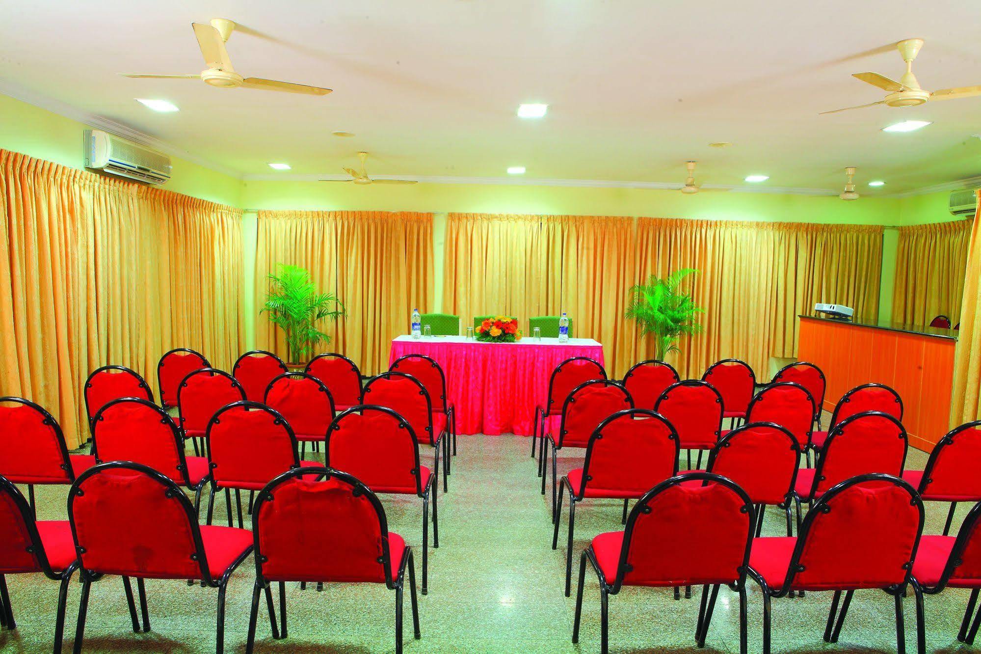 Hotel Excellency Kochi Luaran gambar