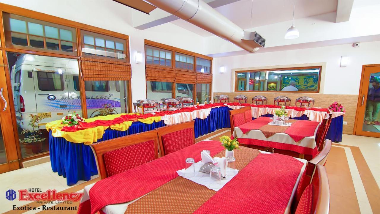 Hotel Excellency Kochi Luaran gambar