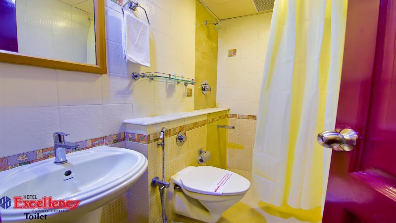 Hotel Excellency Kochi Luaran gambar