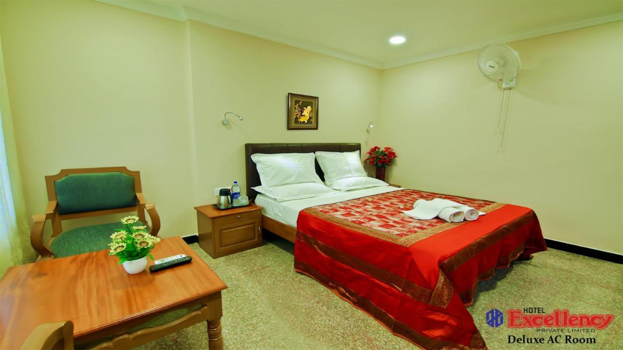 Hotel Excellency Kochi Luaran gambar